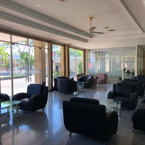 塞纳3酒店，位于Sedati的酒店