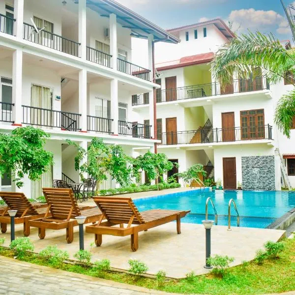 Hotel Summer Haven，位于Hingurakgala的酒店