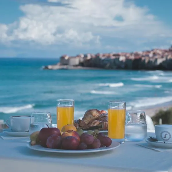 Sunset Hotel，位于切法卢的酒店