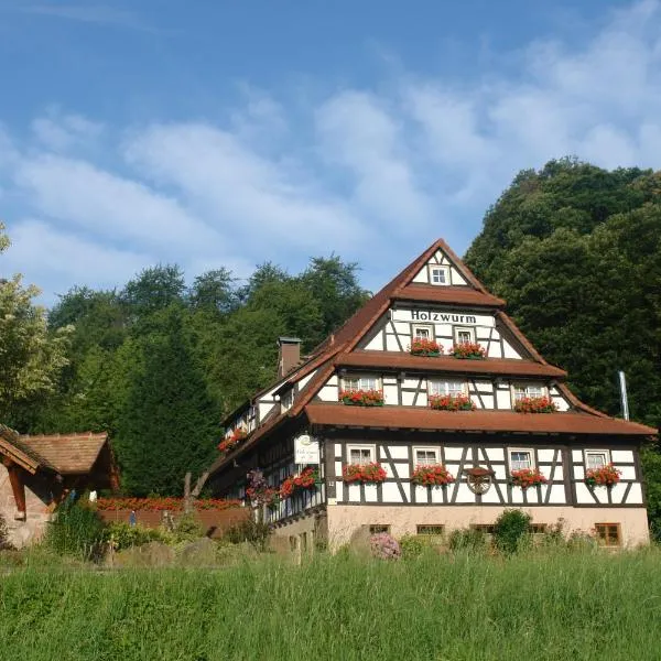 Naturhotel Holzwurm，位于萨巴赫瓦登的酒店