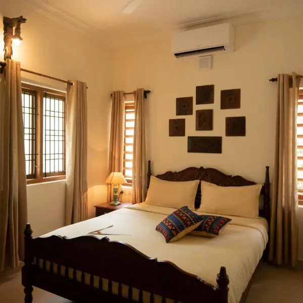 POOTHALI HOMESTAY，位于Nīleshwar的酒店
