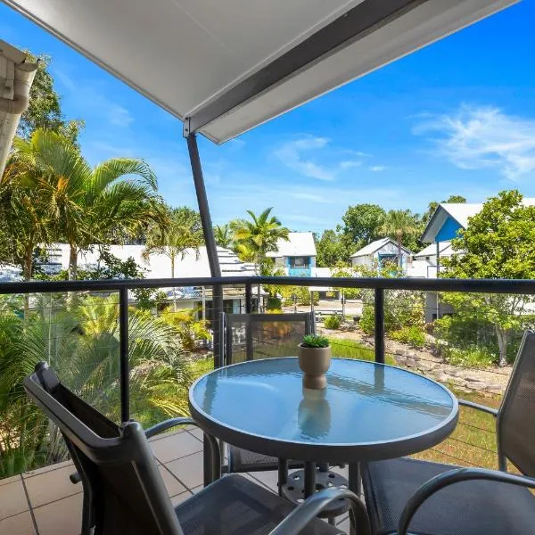 1 Bedroom Unit in 4 Star Tropical Resort in Noosaville，位于Tinbeerwah的酒店