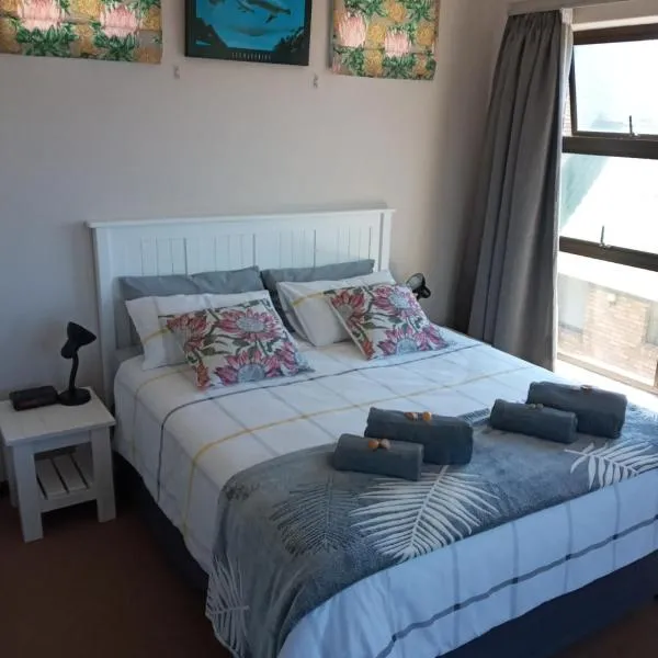 Sandown Self-Catering，位于Marina Glades的酒店