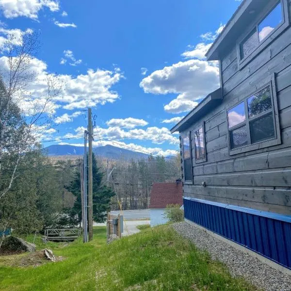 B2 NEW Awesome Tiny Home with AC Mountain Views Minutes to Skiing Hiking Attractions，位于Twin Mountain的酒店