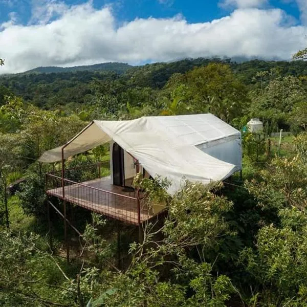 Garza del Sol Glamping Río Celeste Buganvilia，位于San Rafael的酒店