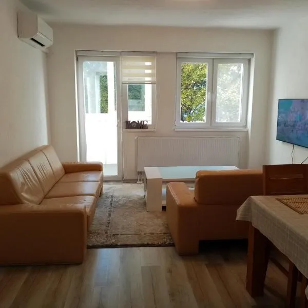 Apartment Azra - Sarajevo, Ilidza，位于Zenik的酒店