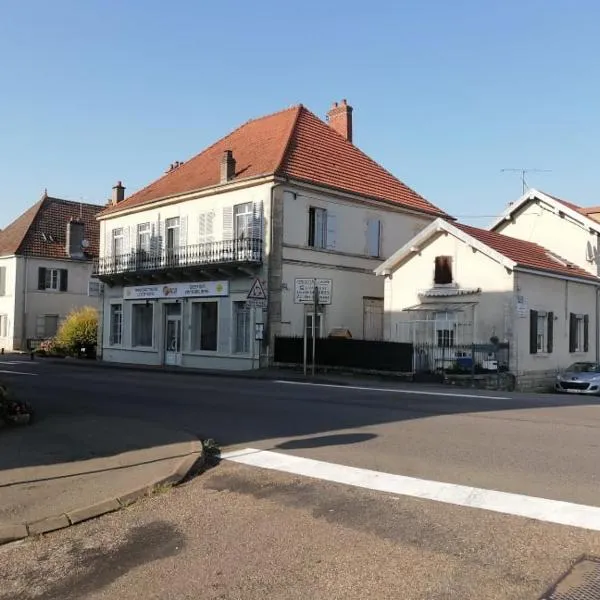 Gray centre ville avec vue sur Saône，位于Mantoche的酒店
