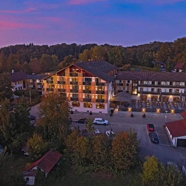 Wellnesshotel Zum Koch，位于Oberuttlau的酒店