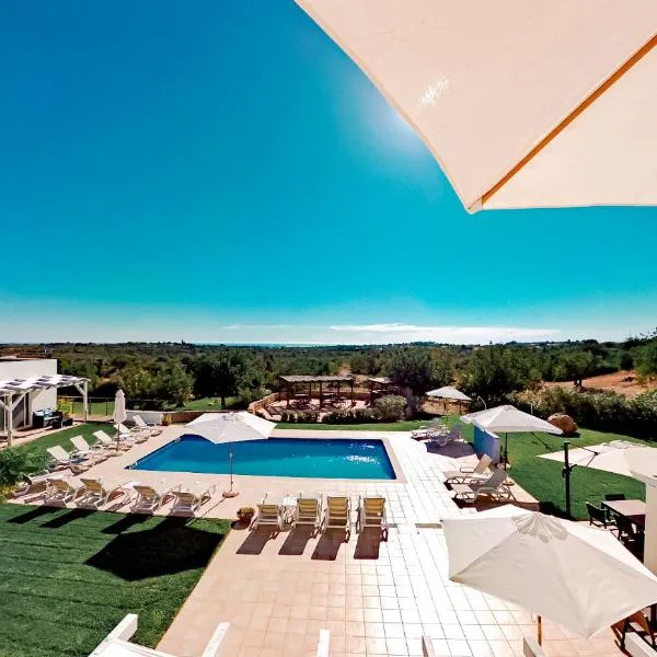 布兰卡住宿加早餐旅馆，位于塔维拉的酒店