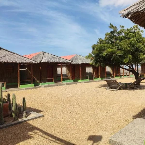 Apalanchii Hospedaje y Restaurante，位于卡波德拉维拉的酒店