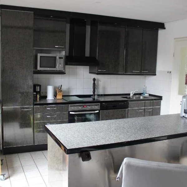 Ferienwohnung Lachmayr，位于格尔滕多夫的酒店