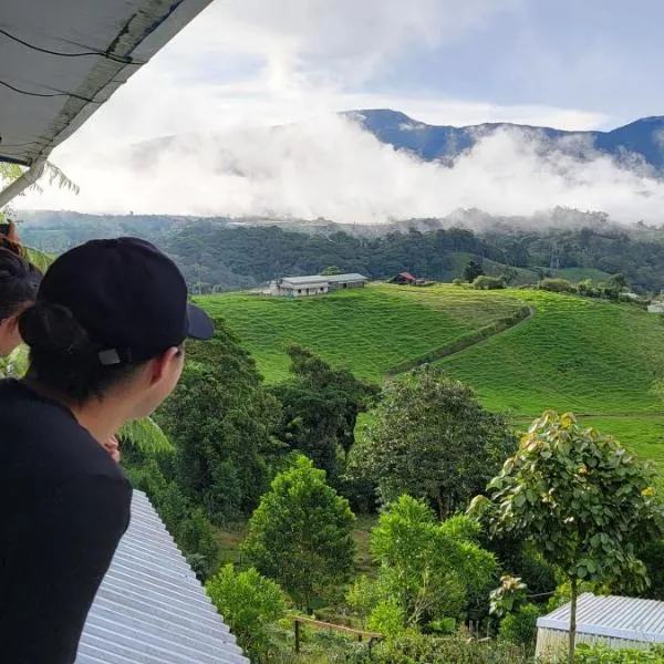 Volcano Panoramic Views，位于Vara Blanca的酒店