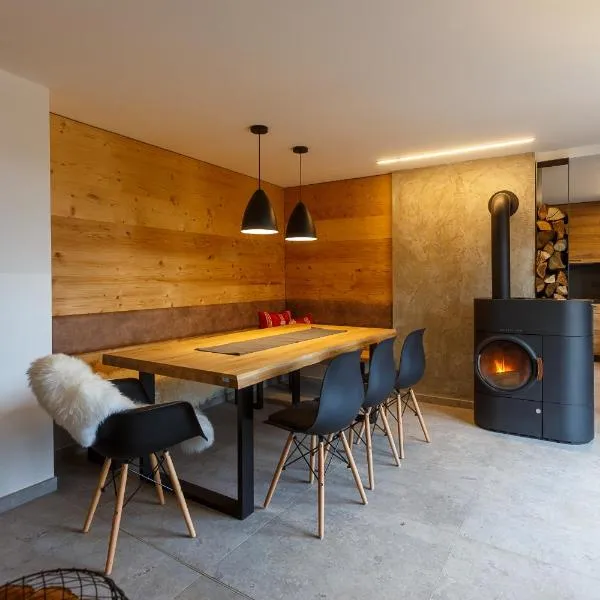 Chalet Hüttenzauber，位于策拉-梅利斯的酒店