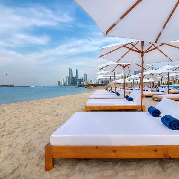 Radisson Blu Hotel & Resort, Abu Dhabi Corniche，位于阿布扎比的酒店