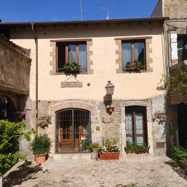 Il Cortile del Castello，位于Capena的酒店