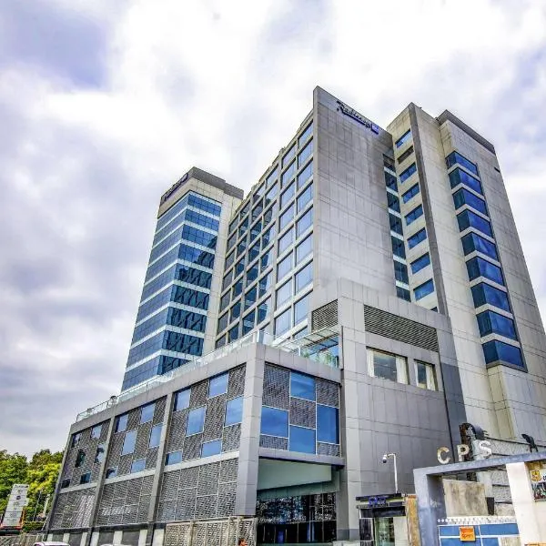 Radisson Blu Gorakhpur，位于Malāon的酒店