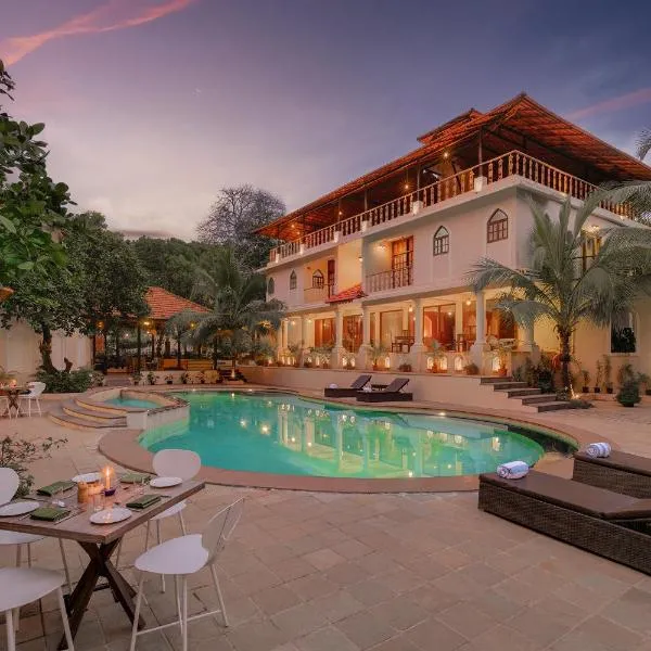 Amritara Aura Resort & Spa，位于曼德姆的酒店