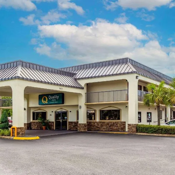 Quality Inn Mobile West Tillmans Corner，位于莫比尔提尔曼斯角的酒店