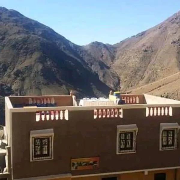 Gite Dar Tanzoughte，位于伊姆利尔的酒店