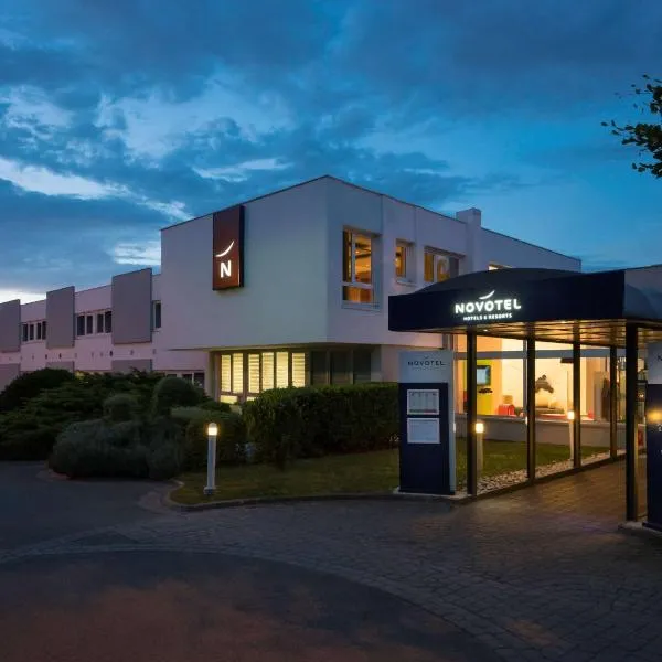 Novotel Roissy Saint Witz，位于Fosses的酒店