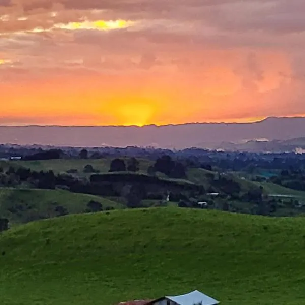 Sunset Cottage，位于陶朗加的酒店