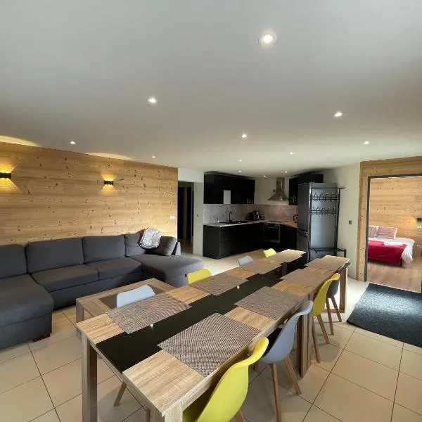 Appartement spacieux avec Sauna, Parking et Jardin - 115 m2 rez de chaussée, 8 couchages，位于丰罗默奥代洛维亚的酒店