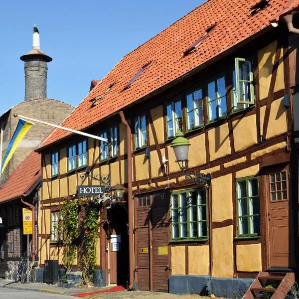 约尔酒店，位于Köpingebro的酒店