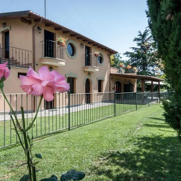 Relais Villaggio Azzurro，位于Castel Porziano的酒店