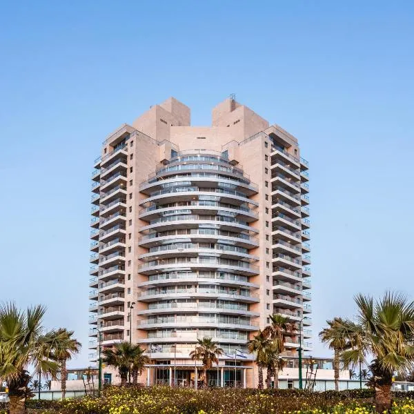 David's Harp Hotel & Suites Netanya，位于内坦亚的酒店