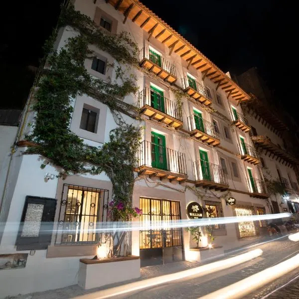William Hotel Boutique De Diseño，位于塔斯科·德·阿拉尔孔的酒店