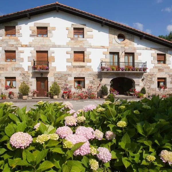 伊瓦雷农舍酒店，位于Urretxu的酒店