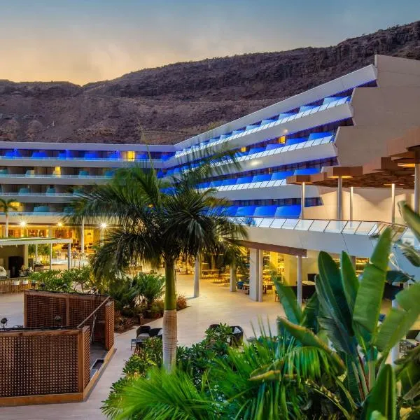 大加那利莫干山雷迪森蓝光温泉度假酒店，位于拉普拉亚蒂陶洛的酒店