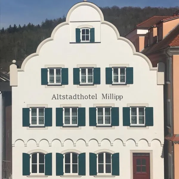 Altstadthotel Millipp，位于Dörndorf的酒店