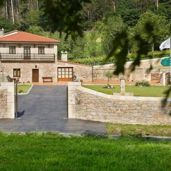 Casa da Roisa，位于Cornanda的酒店