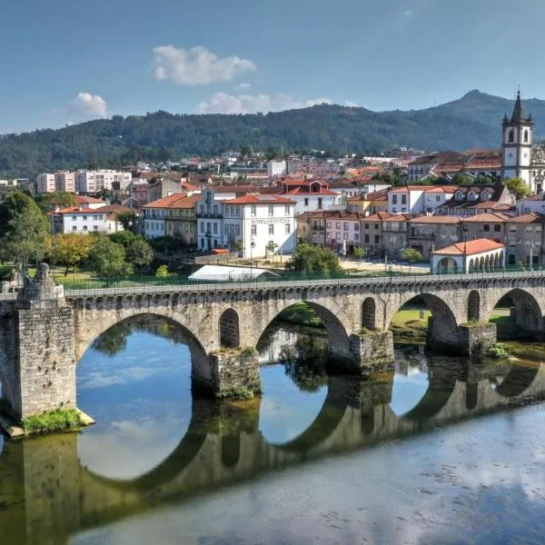 Hotel Os Poetas，位于Porto Bom的酒店