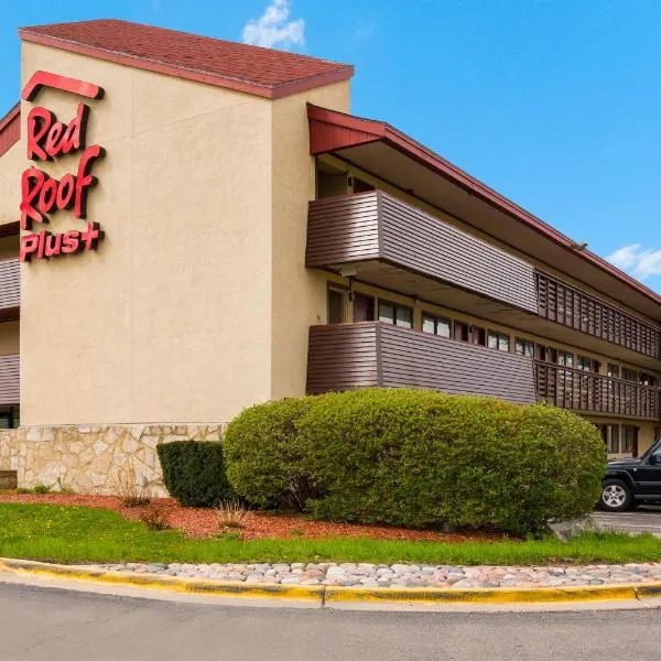 Red Roof Inn PLUS+ Chicago - Northbrook/Deerfield，位于Bannockburn的酒店