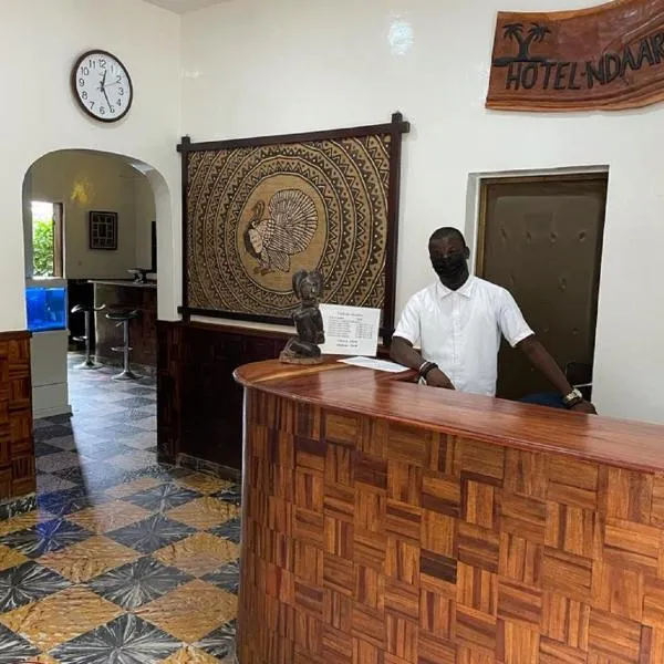Hotel Ndaary Khassoum SARL，位于济金绍尔的酒店