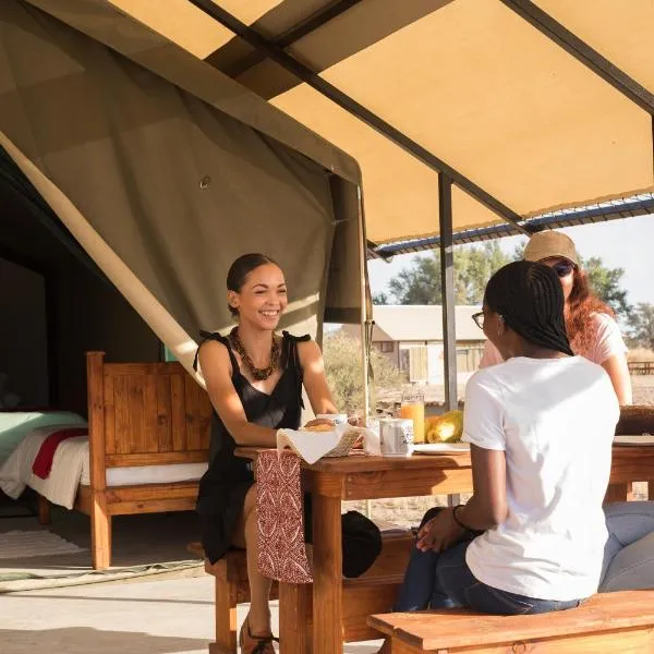 Namib Desert Camping2Go，位于Constantia的酒店