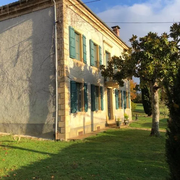 la maison d'Obinat，位于Aurignac的酒店