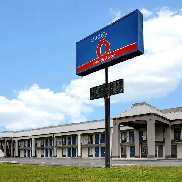 Studio 6 Meridian, MS Bonita Lakes，位于梅里迪恩的酒店