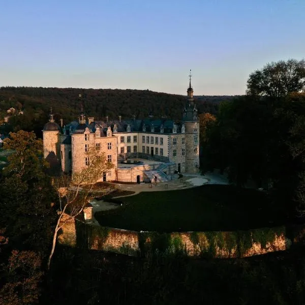 Le Château de Mirwart，位于圣胡伯特的酒店