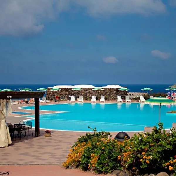 Suvaki Resort，位于潘泰莱里亚的酒店