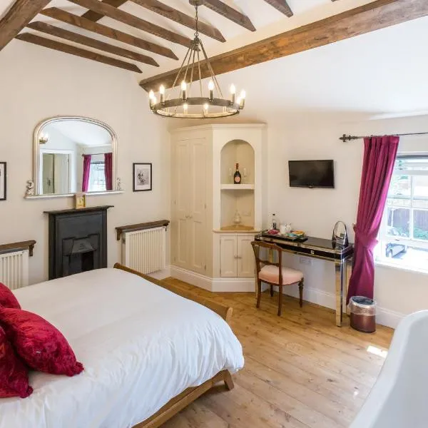 The Dog & Gun Inn，位于Netheravon的酒店