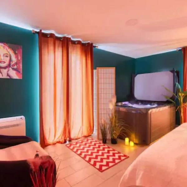 Suite Marilyn Monroe & SPA - 5P - Proche Disney，位于Montry的酒店