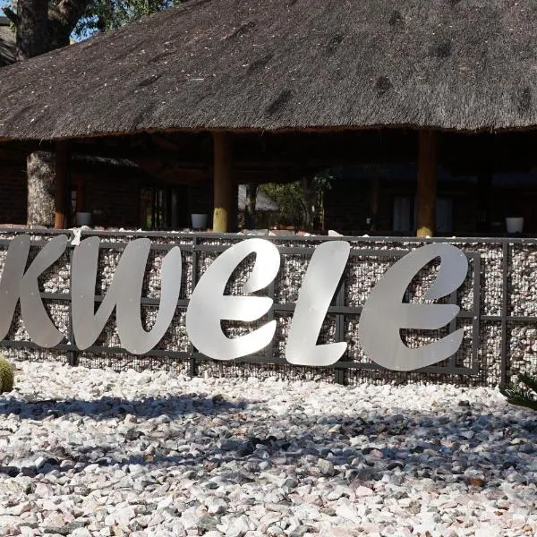Kwele Game Lodge，位于Tom Burke的酒店