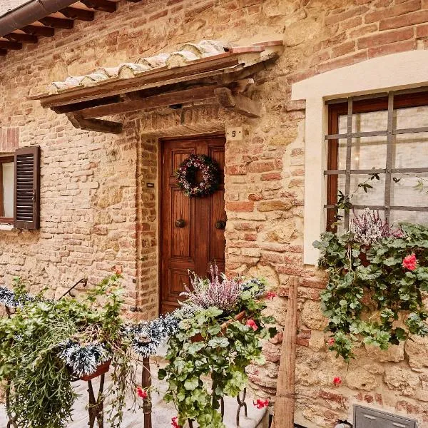 LA CIVETTA, Montepulciano apartment in Historical center, Free wifi，位于阿夸维瓦的酒店