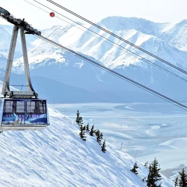 Drift to the Lift - Walk Almost Everywhere at Alyeska Resort from Bright Chalet!，位于哥德伍德的酒店