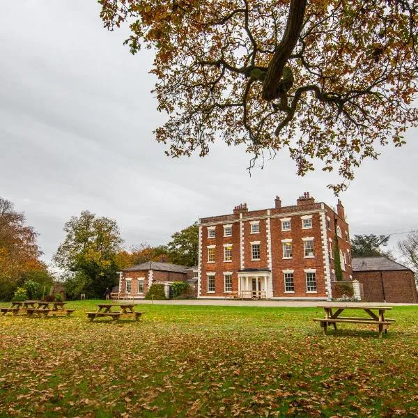 YHA Chester Trafford Hall，位于弗罗德舍姆的酒店