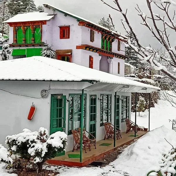 Himalayan High, Auli, By Himalayan Eco Lodges，位于Lokpāl的酒店