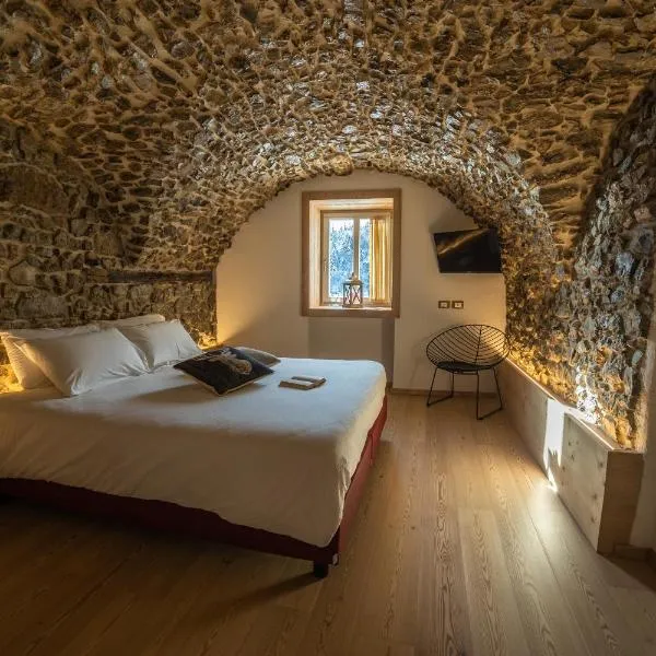 Bazzario B&B，位于拉瓦罗内的酒店